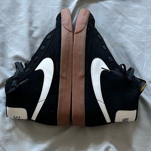 Nike Blazers size 9 men